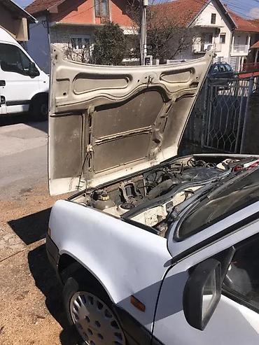 polovna krila za pezo 206: KRILA ZA RENO 5 KAO NOVA | Zvati od 8-22h i nedeljom. Auto je — 2