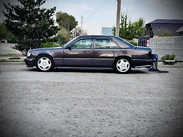 Mercedes-Benz W124: 1992 г., 3 л, Автомат, Дизель, Седан — 5