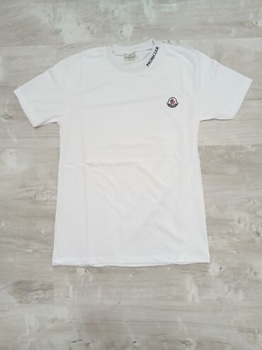 m sara farmerke: Short sleeves T-shirt, 2XL (EU 56), L (EU 52), M (EU 50), Moncler, color - Black, Cotton