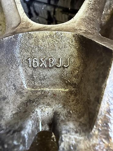 шины 16 265 70: Колеса в сборе 275 / 70 / R 16, Зима, Б/у, Комплект, Внедорожные (АТ/МТ), Литые, отверстий - 6 — 5