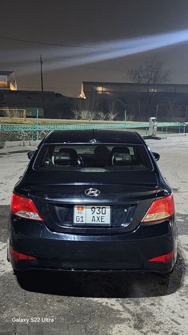 Hyundai: Hyundai Solaris: 2016 г., 1.4 л, Механика, Бензин, Седан at lalafo.kg — 3 Hyundai: Hyundai Solaris: 2016 г., 1.4 л, Механика, Бензин, Седан — 3