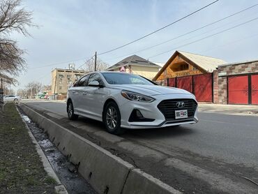 Hyundai Sonata: 2018 г., 2 л, Автомат, Бензин, Седан