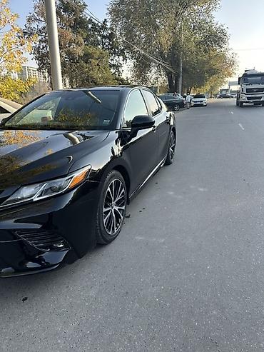 Продажа авто: Toyota Camry: 2018 г., 2.5 л, Автомат, Бензин, Седан — 2