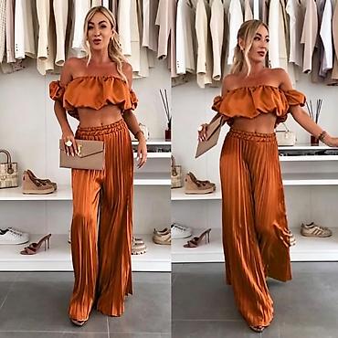 versace helanke: Dvodelni ženski komplet – plisirane široke pantalone i crop top sa — 6