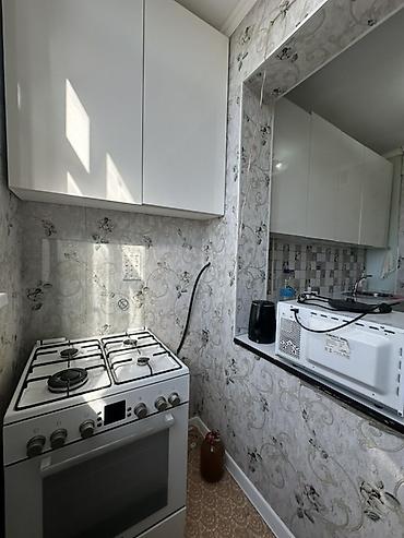 продаю квартиру срочно: 3 комнаты, 64 м², 106 серия, 9 этаж, Косметический ремонт — 5