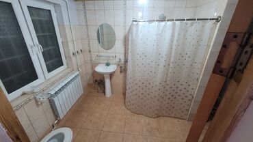 Долгосрочная аренда домов: 90 м², 4 комнаты — 5