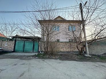 Продажа коттеджей и домов: Продается 2 этажный дом в районе Рабочего городка, на пересечении улиц — 1