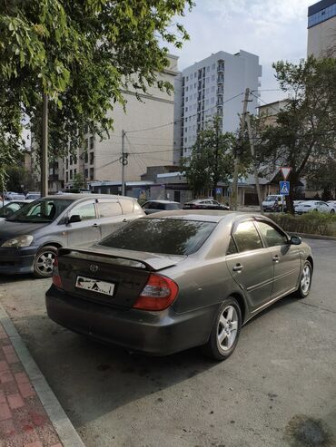 купить машину за 2000 долларов: Toyota Camry: 2002 г., 3 л, Автомат, Бензин, Седан