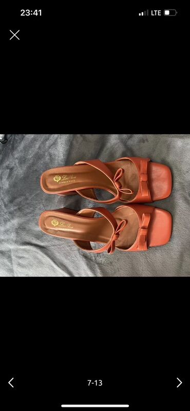 Другая женская обувь: Комплект женской обуви. 1) Кроссовки Gucci Rhyton, размер 39 - Цвет — 5