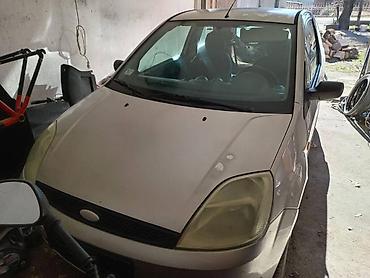 moj auto: POLOVNI DELOVI ZA SVE MODELE ZA FORD B-MAX, C-MAX, FIESTA . OD 2000 — 4