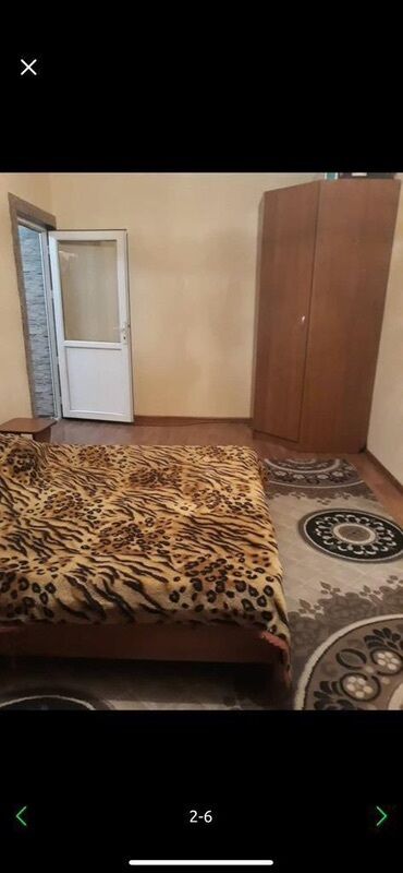 сдаю квартиру долгосрочной: 1 бөлмө, 30 кв. м, 104-серия, 1 кабат, Косметикалык ремонт