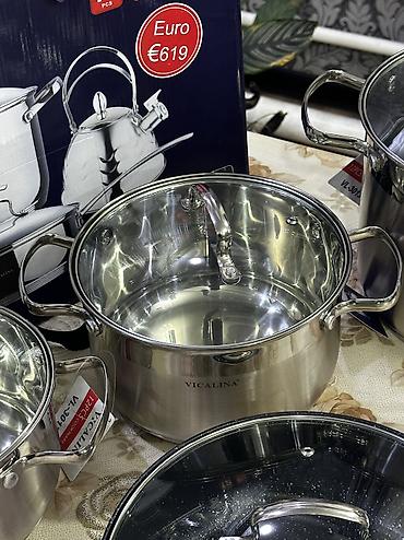 Наборы посуды: Vicalina набор Три кастрюли : 8,4л 3,9л 2,9л Сковорода : 24см Чайник — 4