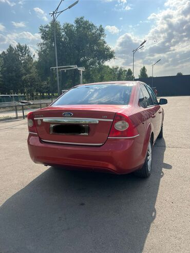 кербен машина: Ford Focus: 2008 г., 1.8 л, Механика, Бензин, Седан