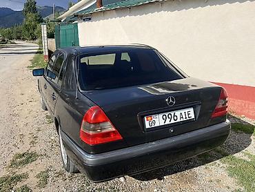 мерседес т 1: Mercedes-Benz C-Class: 1994 г., 1.8 л, Кол менен иштөөчү, Бензин, Седан — 3