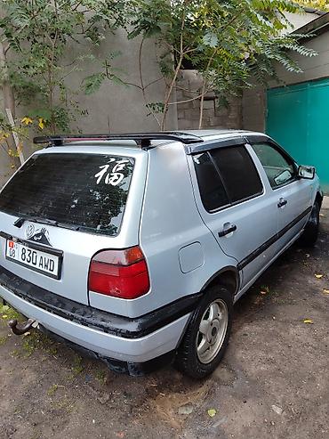 Volkswagen: Volkswagen Golf: 1992 г., 1.8 л, Автомат, Бензин — 10