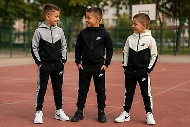 prsluk za sup dasku: Dečiji Nike komplet trenerke (gornji deo sa kapuljačom + donji deo) - — 1