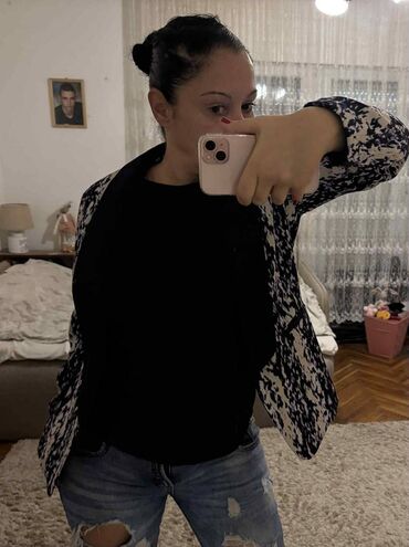 Sakoi: H&M, L, Viskoza — 6