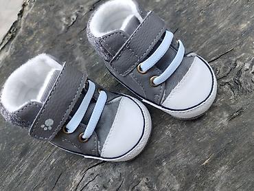 all star patike duboke: Polino nehodajuće patike za bebe – veličine 15 i 16, nove. - Model — 1