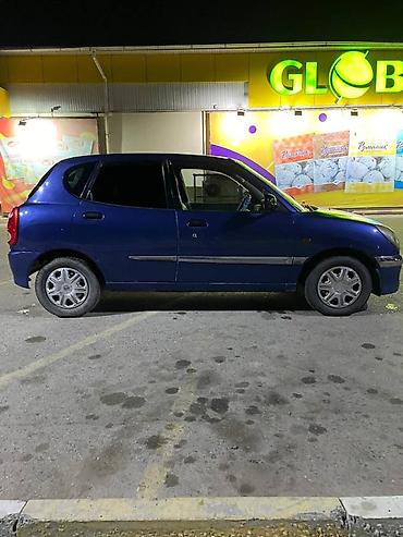 Toyota: Toyota Дуэт: 2003 г., 0.9 л, Автомат, Бензин, Хэтчбэк — 18