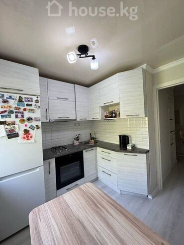 Продажа квартир: 3 комнаты, 56 м², 104 серия, 4 этаж, Евроремонт