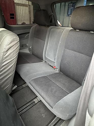 255 35 18: Toyota Estima: 2003 г., 3 л, Автомат, Бензин, Минивэн — 9