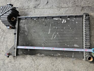 Радиаторы: Радиатор охлаждения двигателя Mercedes-Benz Sprinter CDI, 901 - 904 — 3