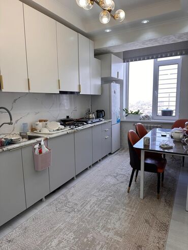 Продажа квартир: 3 комнаты, 81 м², Элитка, 10 этаж, Дизайнерский ремонт