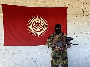 пулька: Пейнтбольный комплект и экипировка для игры Описание: - Маркер — 1