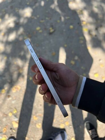 Apple iPhone: IPhone 12, Б/у, 128 ГБ, Белый — 10