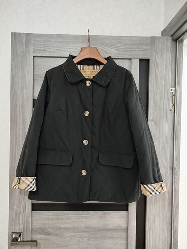 спортивные пуховики: Куртка-пиджак с утеплением в почти новом состоянии, в шикарном