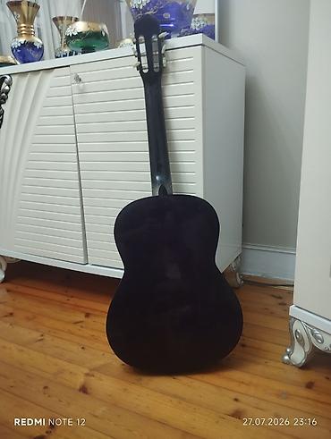 akustik gitara: Klassik gitara, Yeni, Ünvandan götürmə — 2