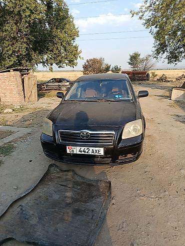 spark 2012: Toyota Avensis: 2003 г., 1.8 л, Механика, Бензин, Седан — 1