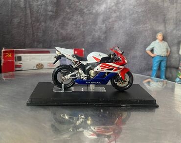 Avtomobil modelləri: Honda, 2004 il, 1:24, Dəmir, Ödənişli çatdırılma — 15