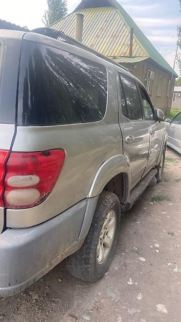 прадо 2010: Toyota Sequoia: 2001 г., 4.7 л, Автомат, Бензин, Внедорожник — 3