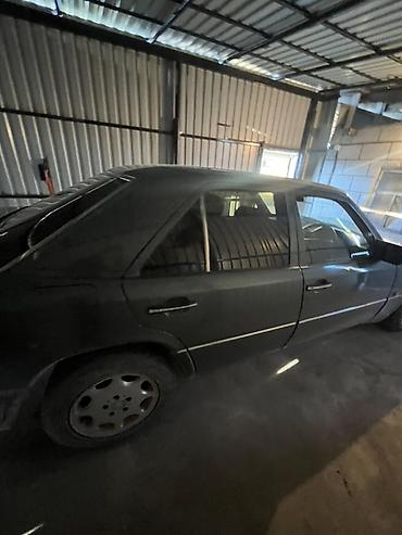 редуктор 3.06 w124: Mercedes-Benz E-Class: 1993 г., Седан — 6