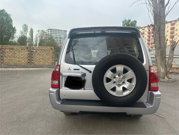 Mitsubishi: Mitsubishi Pajero: 3 l | 2004 il 286000 km Ofrouder/SUV — 3