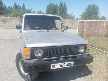Isuzu: Isuzu Trooper: 1986 г., 2.7 л, Механика, Дизель, Внедорожник