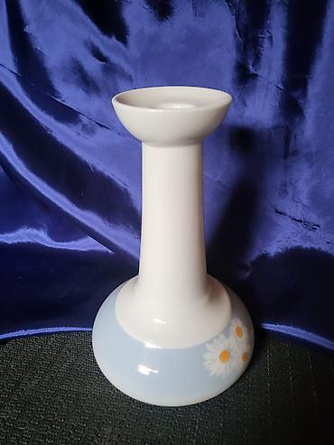 Ostali kućni dekor: Svecnjak nov,vintaz porcelanski. Visina. 18,5cm. Stopa. 11cm — 4