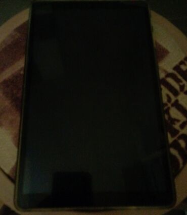 Tablets: Samsung Galaxy Tab A10.1 (2019)
Srebrne boje, u odličnom stanju