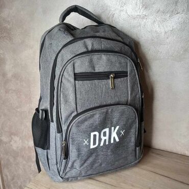 Torbe: Podeljeni unutrašnji deo + srednji i dva mala dela, skladište za piće — 6