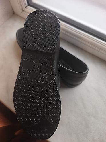 yay ayaqqabı: Kişi loafer ayaqqabıları – qara rəng, klassik penny loafer dizaynı - — 6