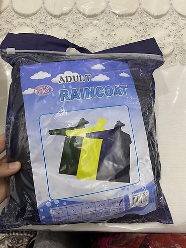 yağış paltarı: Məhsul: Adult Raincoat – yetişkinlər üçün yağmurluq Xüsusiyyətlər: - — 1