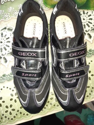 Sneakers & Athletic shoes: Geox, 40, color - Black