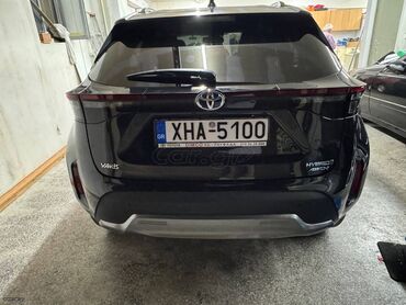Toyota: Toyota Yaris: 1.5 l. | 2023 έ. SUV/4x4 — 3