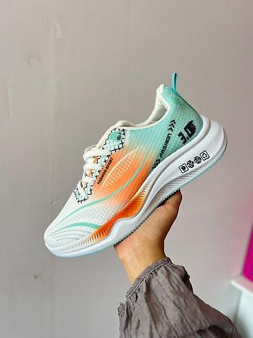 Кроссовки и спортивная обувь: Кроссовки мужские/унисекс — несколько моделей 1) — 12