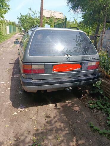 пассат б5 1 8: Volkswagen Passat: 1992 г., 1.6 л, Механика, Бензин, Универсал