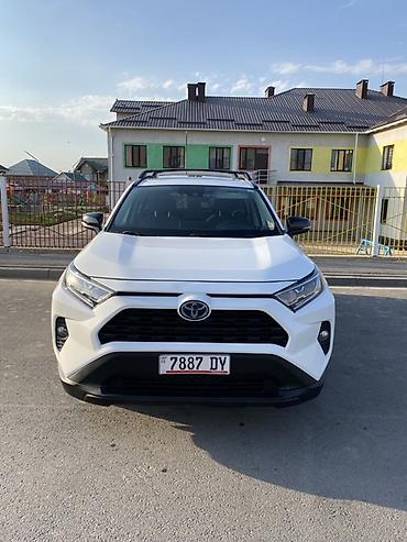 ярус машина: Toyota RAV4: 2021 г., 2.5 л, Вариатор, Гибрид, Кроссовер — 2