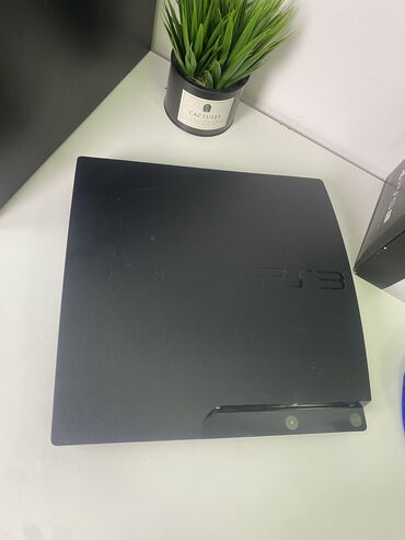 приставка плейстейшен: Sony PlayStation 3 slim Цвет: черный Память: 120гб Состояние хорошее