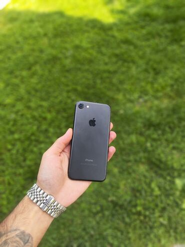 Apple iPhone: IPhone 7, 256 GB, Black Titanium, Barmaq izi