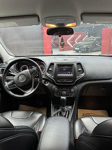 жыпы: Jeep Cherokee: 2018 г., 2.4 л, Автомат, Бензин, Кроссовер — 6